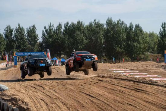 沈阳康平金沙滩沙漠越野赛燃情开赛 两天狂欢带你解锁“速度与沙趣”