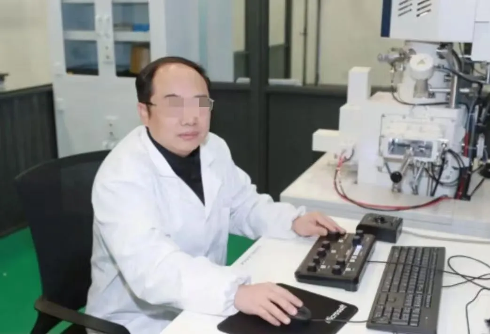 马上评︱南“郭”先生，是怎么在高校里不露馅的？